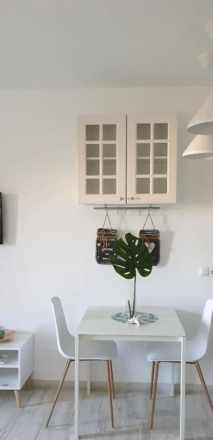 Apartamentos Holidays Benalbeach 贝纳尔马德纳 公寓