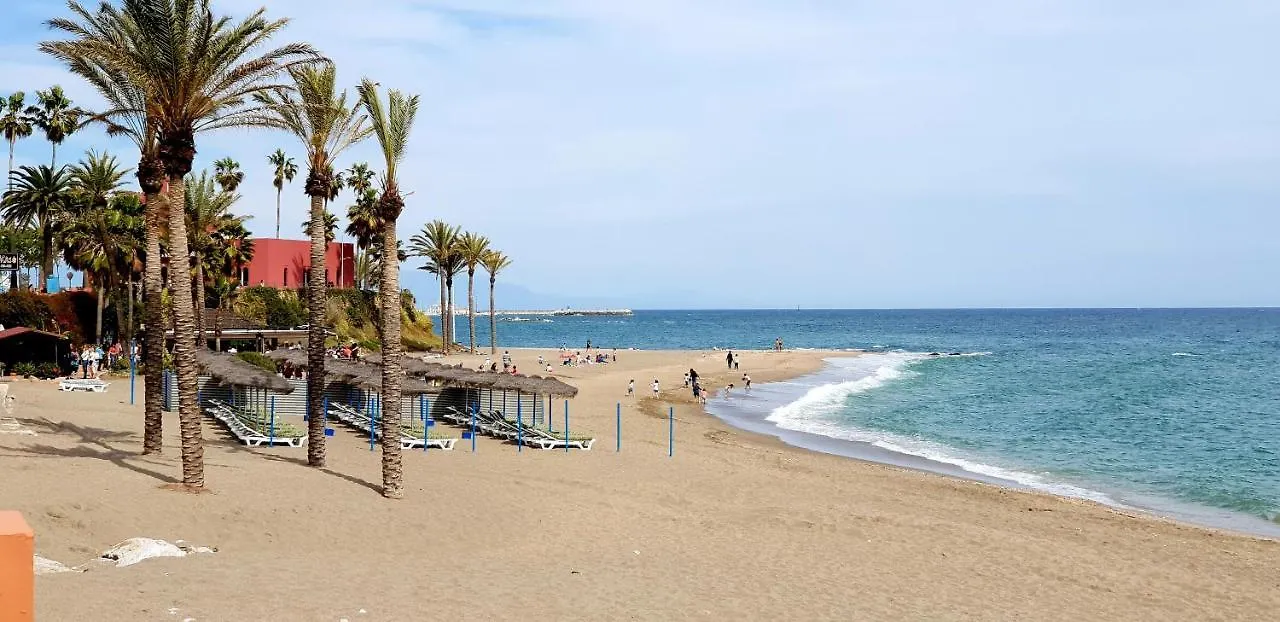 Apartamentos Holidays Benalbeach 贝纳尔马德纳 0*,  西班牙