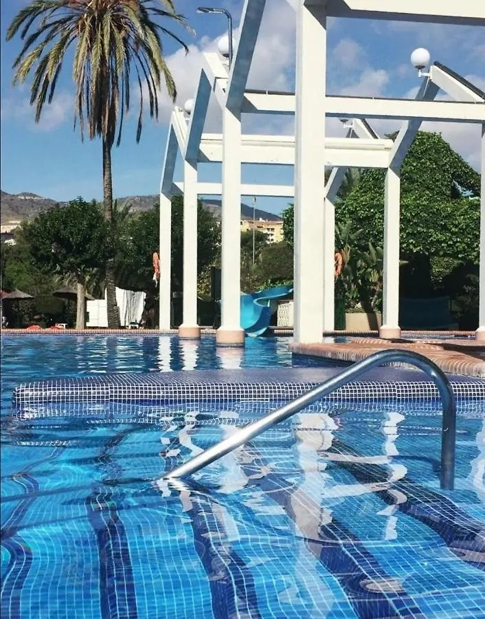 Apartamentos Holidays Benalbeach 贝纳尔马德纳 0*,  西班牙