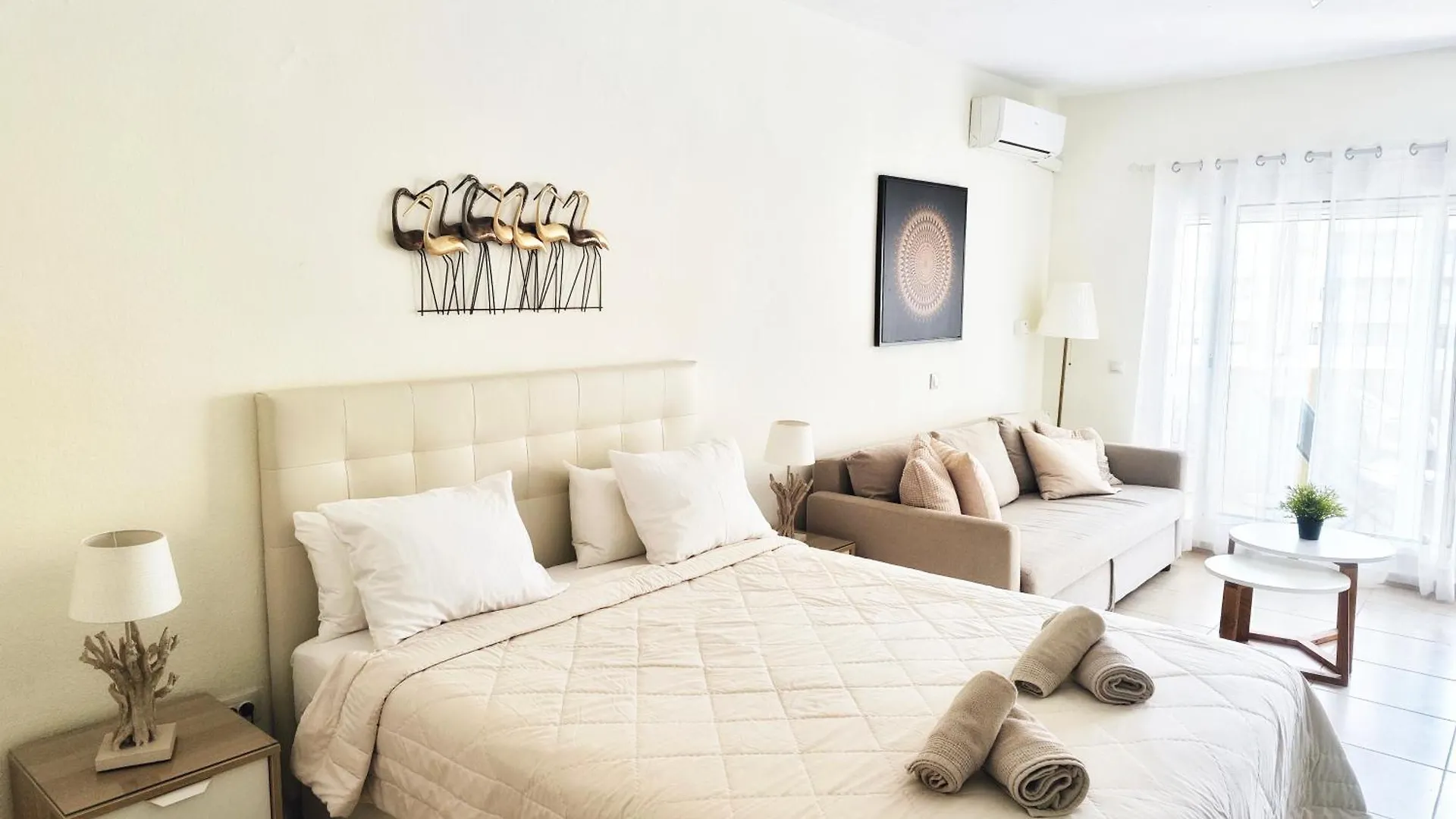 公寓 Apartamentos Holidays Benalbeach 贝纳尔马德纳