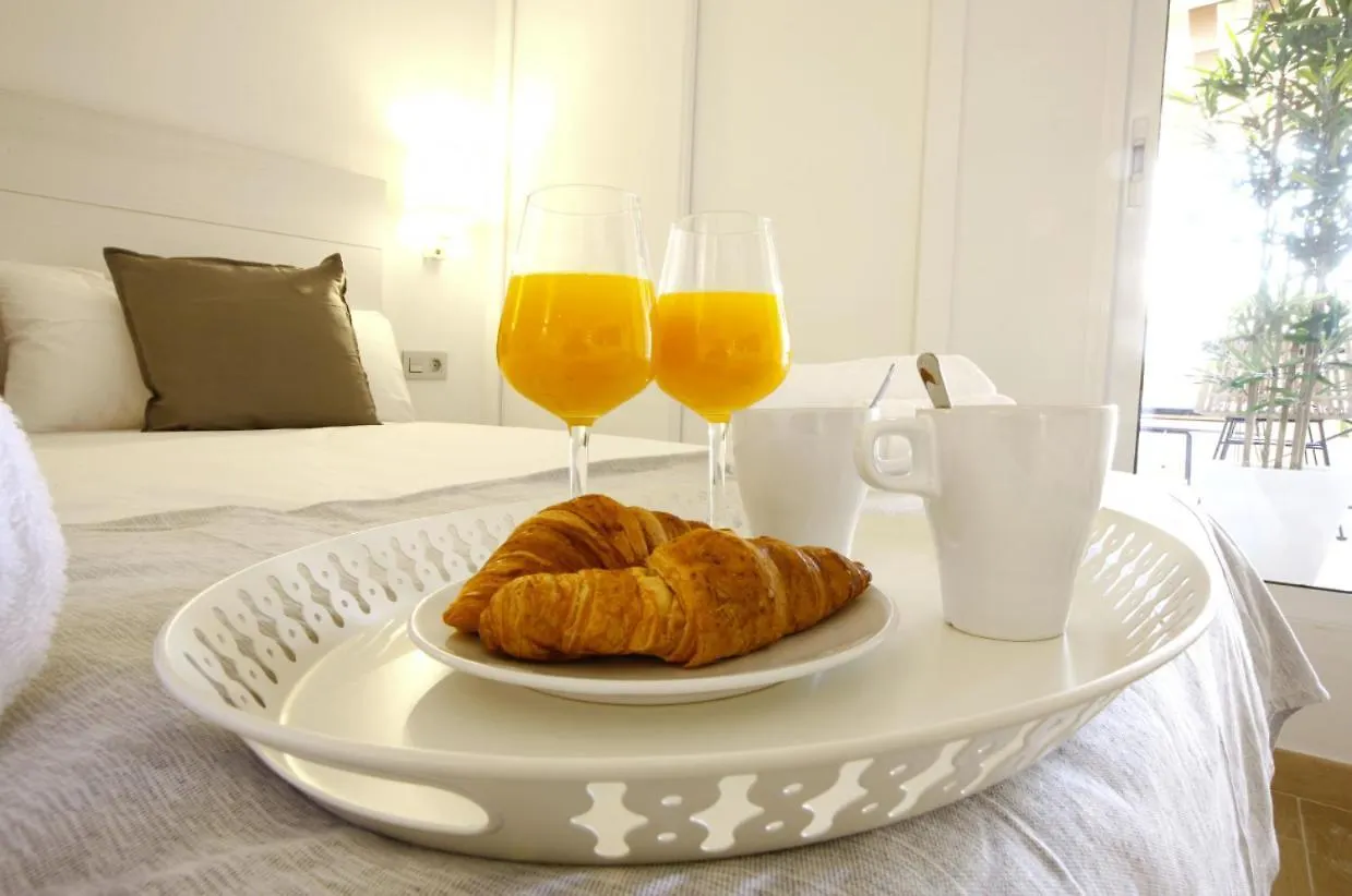Apartamentos Holidays Benalbeach 贝纳尔马德纳 0*,  西班牙
