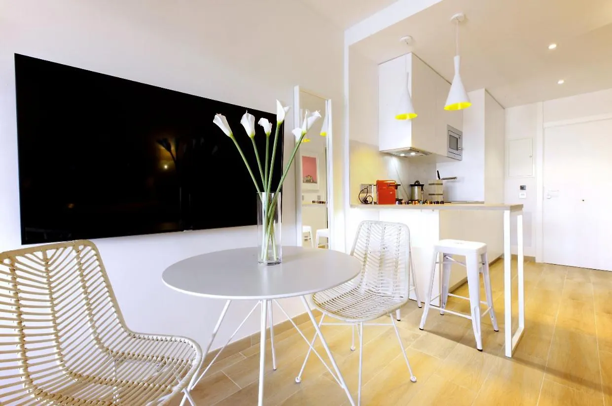 公寓 Apartamentos Holidays Benalbeach 贝纳尔马德纳 西班牙