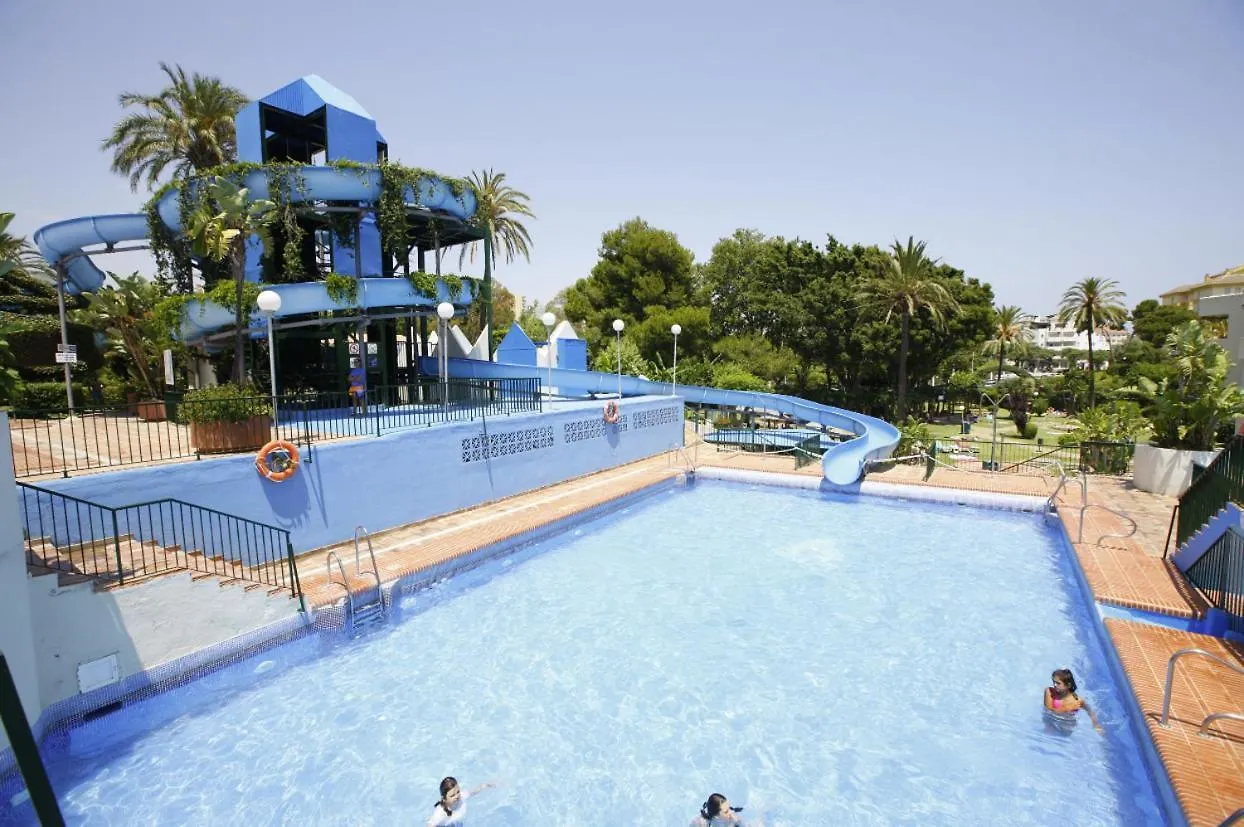 Apartamentos Holidays Benalbeach 贝纳尔马德纳