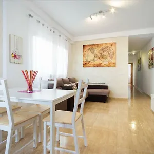 Canary House Gold Vecindario (Gran Canaria)